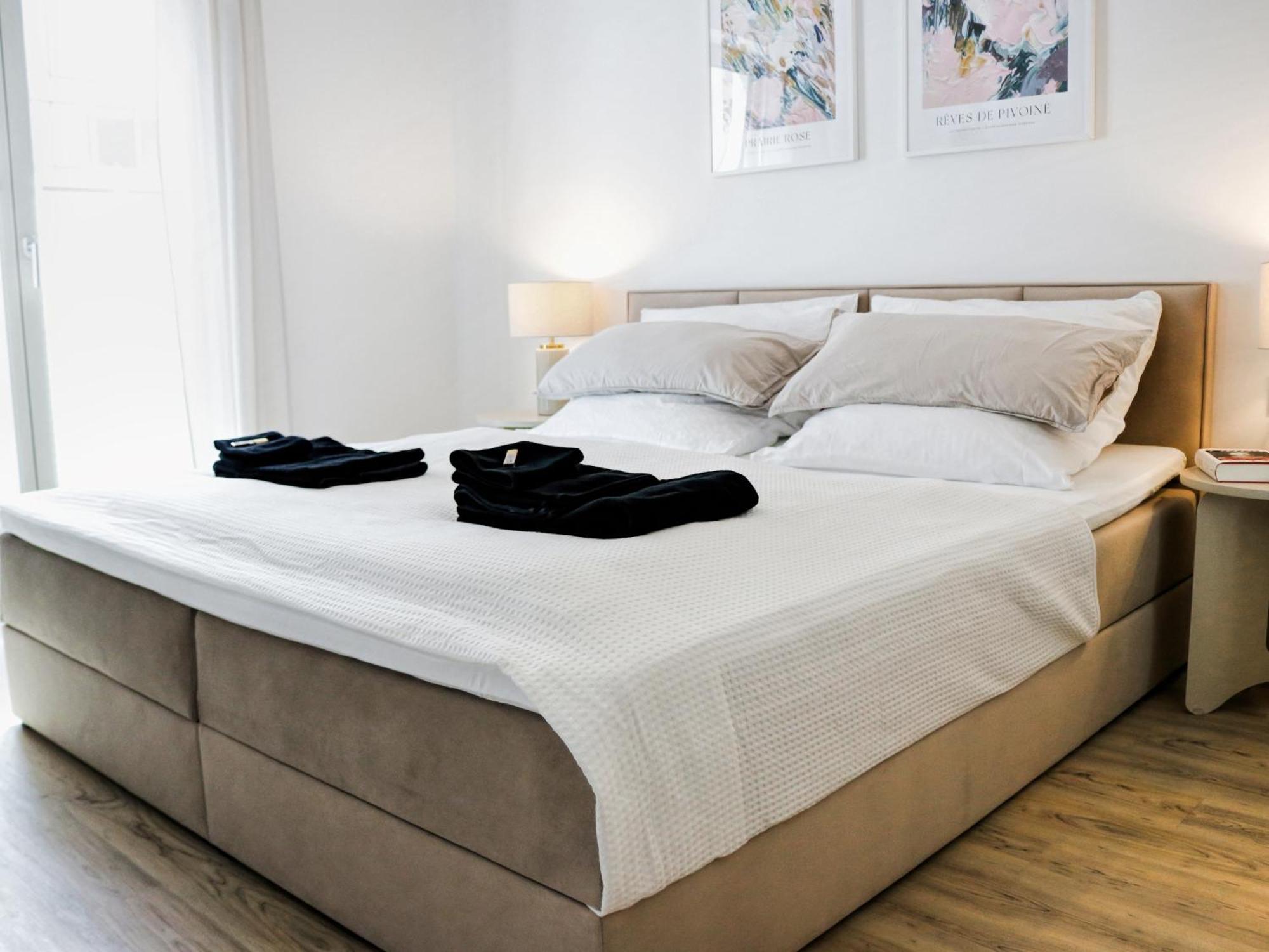 Lightplace • Design • Boxspring • Balkon • 2 Smart Tv •Innenstadt Braunschweig Exterior photo